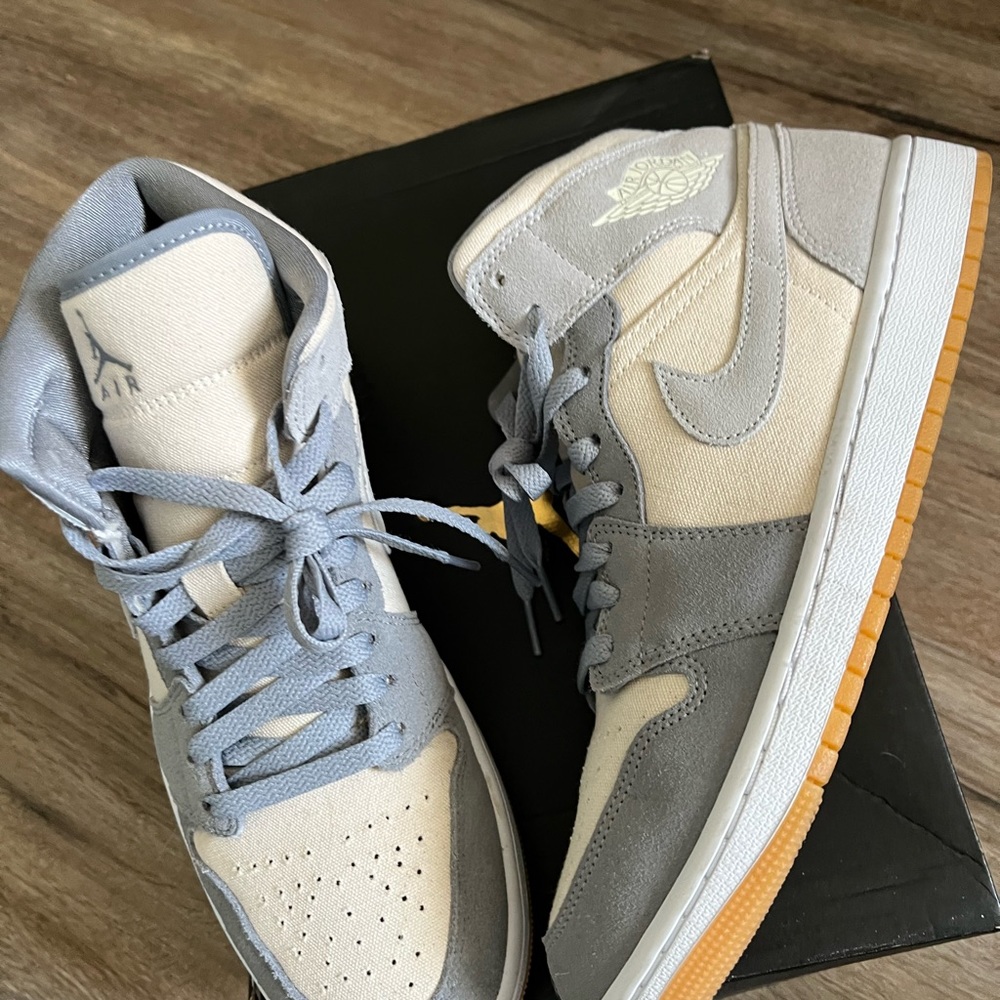 Jordan 1 - Picture 3 of 6